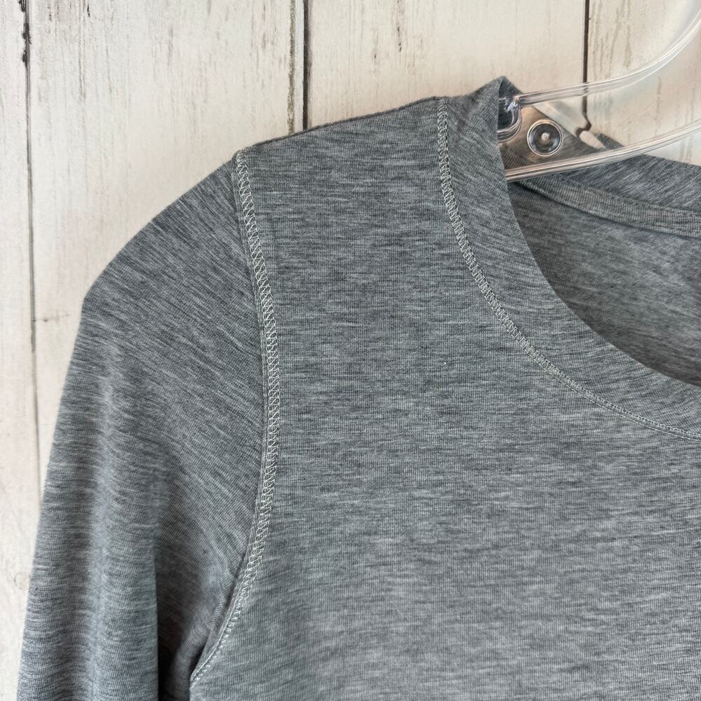 Lululemon Heathered Medium Grey Karma Long Sleeve Slim Top Vitasea W3B53S Size 6 - Picture 6 of 13